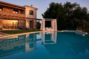 The Editor's Villa - Member of Spiritual Living Corfu